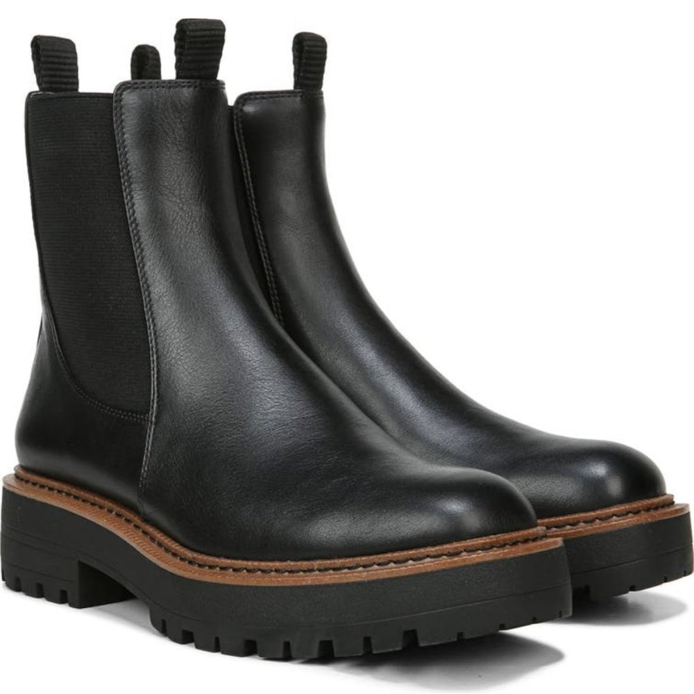 Sam Edelman Laguna Waterproof Lug Sole Chelsea Boot in Black Size 10